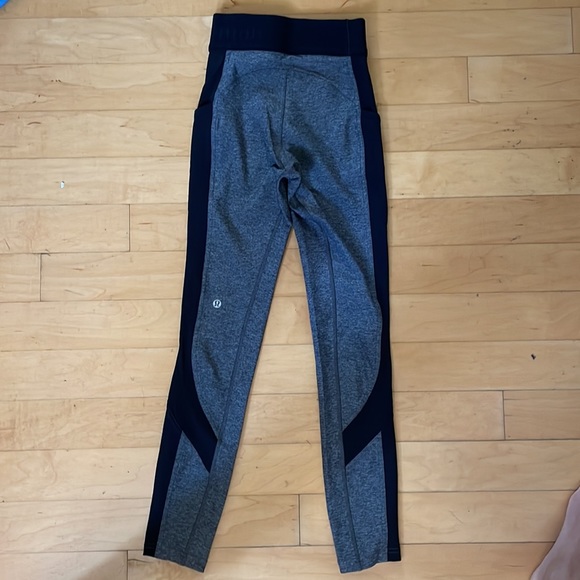 Lululemon size 2 Box it out leggings and gray and black - Picture 4 of 6